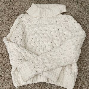 Kendall + Kylie sweater
